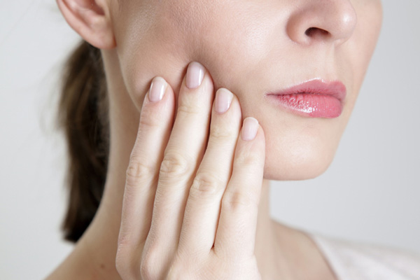Featured image for “Handling a Medical Emergency: What Your Dentist Should Do”
