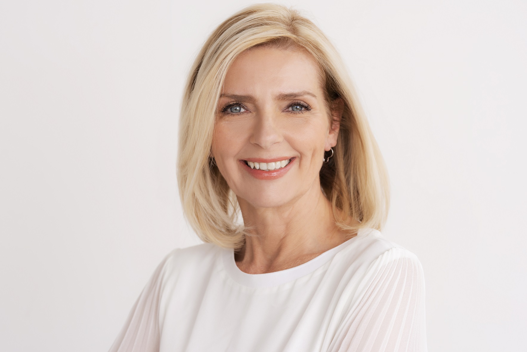 Featured image for “Learn How Cosmetic Dentistry Can Make You Look Younger”